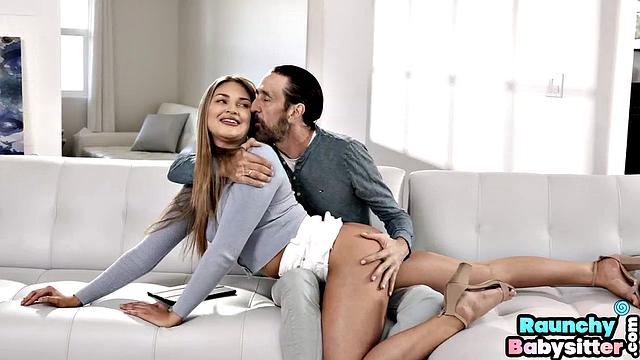 Stunning babe gets doggystyled by Dad