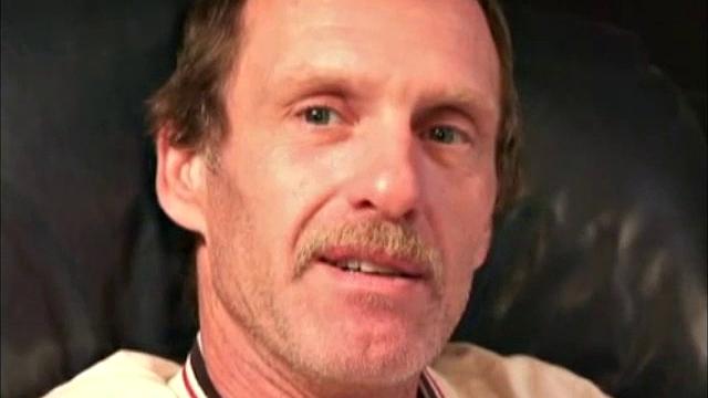 Here is a second look at this incredibly masculine 43 year old, with a huge cock. The fact that you would never know Ed is into sex with men is a big turn on for me. I really like this guy, adn hope you do too.