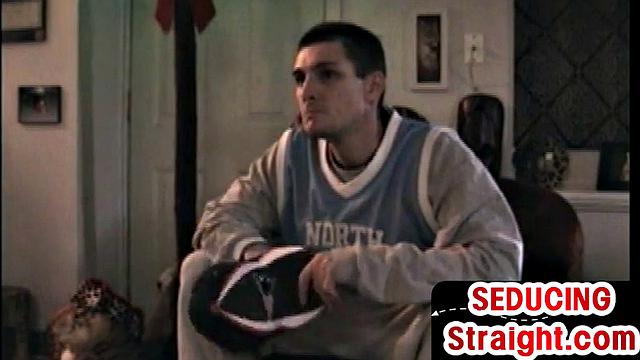 Real retro amateur guy sucked by hungry DILF at home