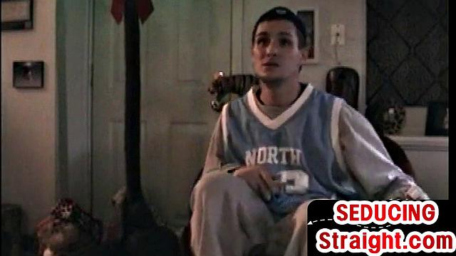 Real retro amateur guy sucked by hungry DILF at home