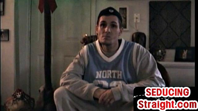 Real retro amateur guy sucked by hungry DILF at home