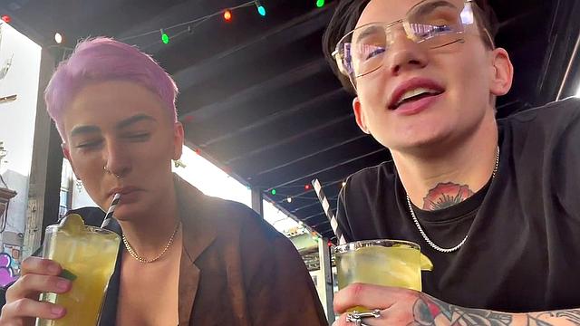 Inked lesbian licks and eats GFs pussy at home