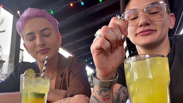 Inked lesbian licks and eats GFs pussy at home