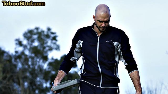 Athletic stud gets doggystyled by Boyfriend