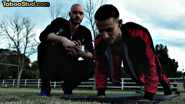 Athletic stud gets doggystyled by Boyfriend