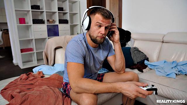 Clean House, Filthy uck