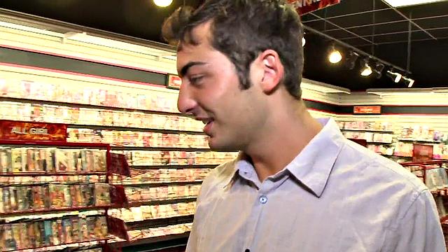 Real sr8 fooled into giving facial to man after gloryhole BJ