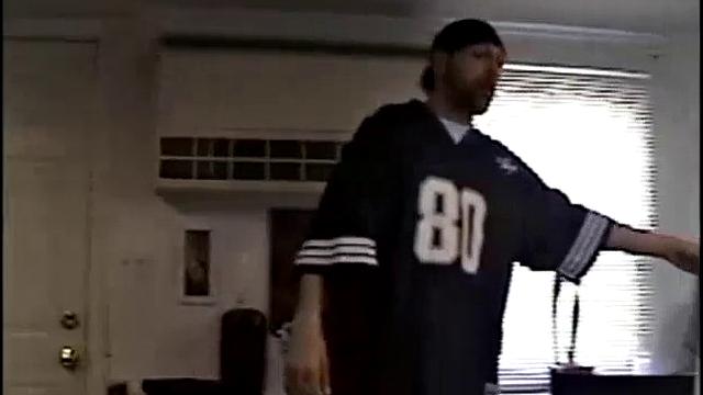 Энрике решил доказать, что он прямо, и трахнул Винни в доказательство