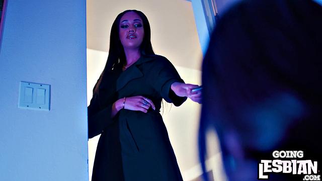 Nasty lesbo pussylicking tiny asian