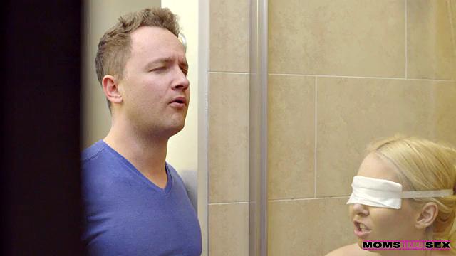 Helping my Step Mom - S8:E5