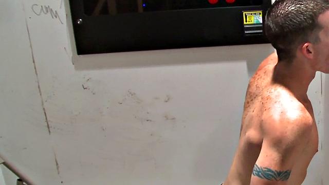 Real straight stud sucked by gay till facial cumshot