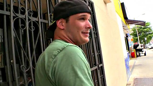 Ebony thug picked up and drilled in asshole outdoor