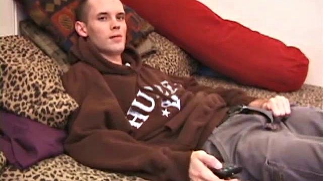 Straight from the skater park, young Logan was more than willing to drop by and show off his package. Once he strips naked and gets comfortable, this skater boy goes right to work stroking a boner.