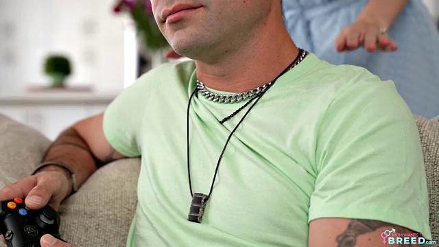 Flowers For Stepmom - S2:E10