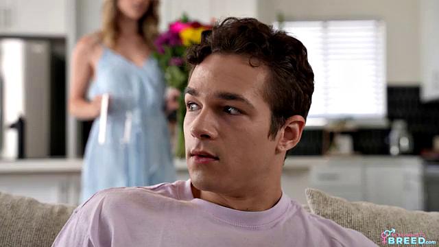 Flowers For Stepmom - S2:E10