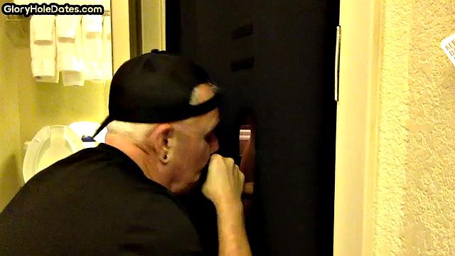 Homemade gaydaddy sucks gloryhole dick for cum in mouth