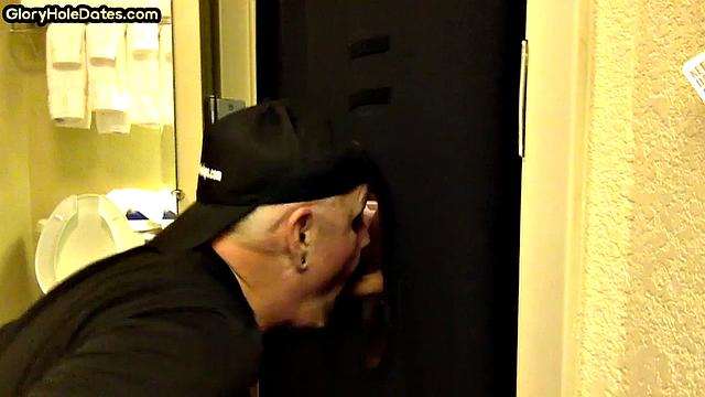 Homemade gaydaddy sucks gloryhole dick for cum in mouth