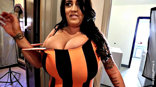 Leanne Crow - Halloween Special