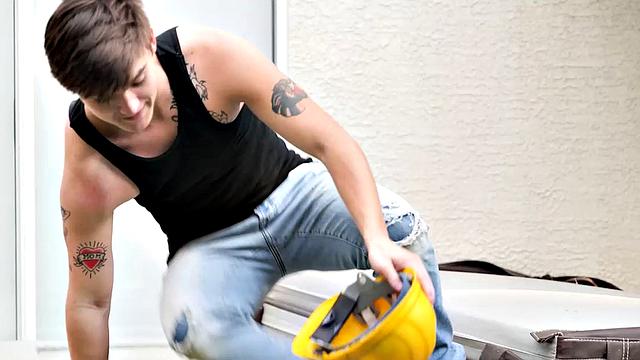 Tattooed big tit babe Desiree Nevada with her contractor