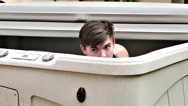 Tattooed big tit babe Desiree Nevada with her contractor