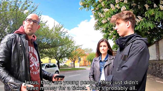 HUNT4K. Girl gets back at boyfriend who has no money so she makes it