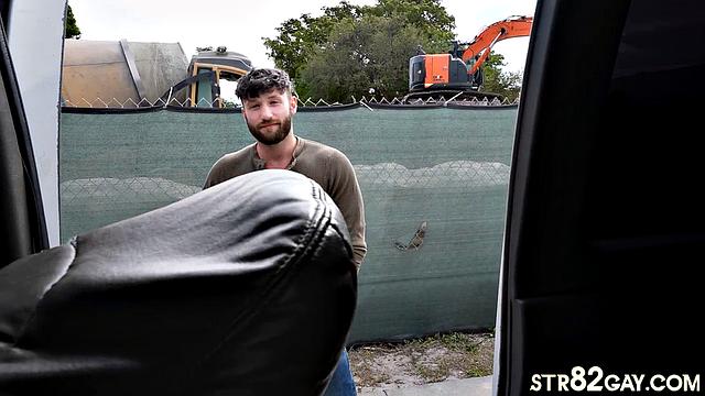 Horny jock pounded by naive straight