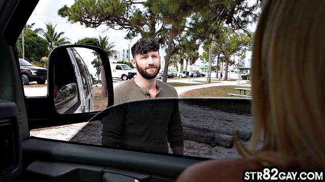 Horny jock pounded by naive straight