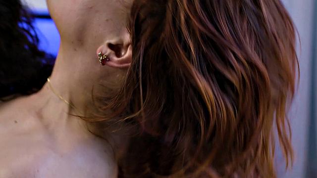 ALL GIRL MASSAGE - Hot Redhead Siri Dahl Can't Resist To Fuck Her Client Victoria Voxxx