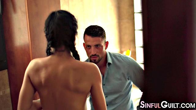 Big-titted ink cockriding a guy