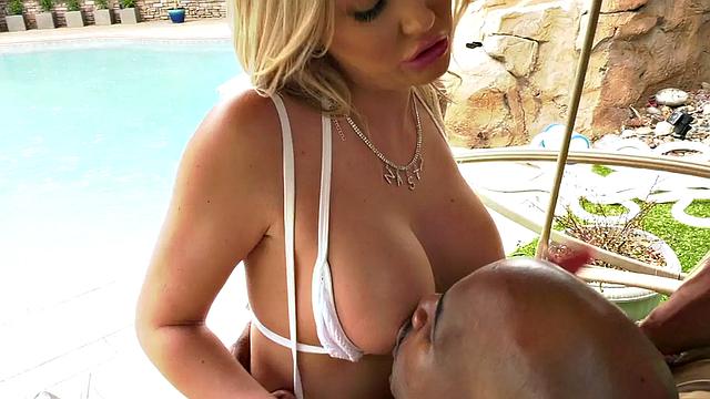 Bisexual dirty dudes penetrate female pussy in threesome