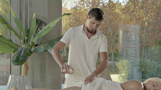 21yo petite bitch fucked by nice cock in wet pussy hole