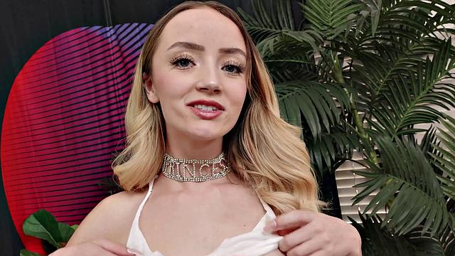 Petite Blondie's Ass Worshipped, Fucked & Gaped - Maria Kazi