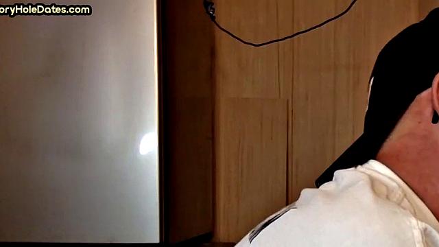 Homemade gloryhole DILF sucks and wanks in closeup