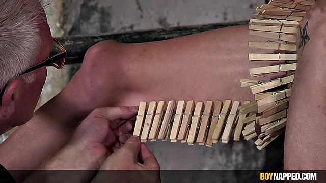 Трясущийся твинк Джесси - Часть 1 - Джесси Эванс и Себастьян Кейн