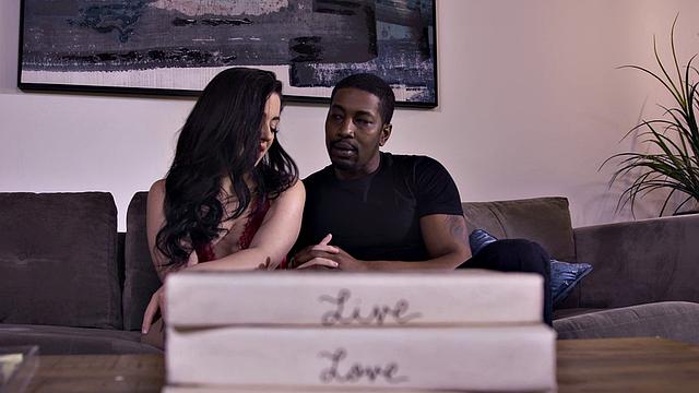 Her Romance Novel Vol 1 E3