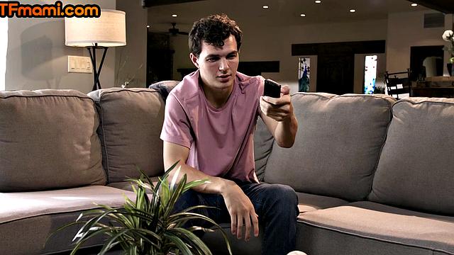 Stunning stepmom banged in doggystyle after deepthroat