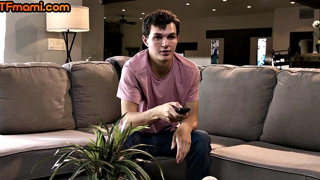 Stunning stepmom banged in doggystyle after deepthroat