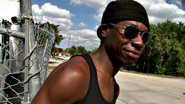 Amateur pornstar deepthroats white dude's cock for cash in the great outdoors