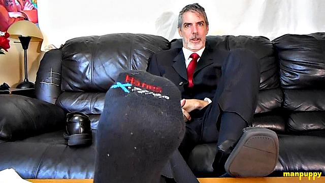 Worship Your Boss's Feet! - Richard Lennox