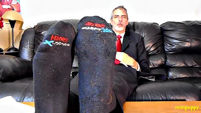 Worship Your Boss's Feet! - Richard Lennox