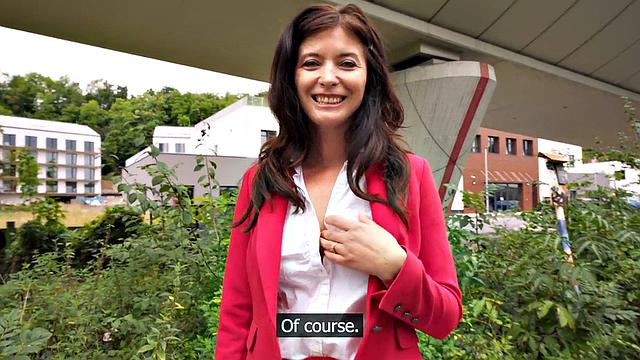 Secretary pussybanged in doggy