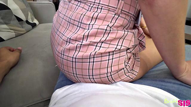 Playing house with my step sister - S13:E11