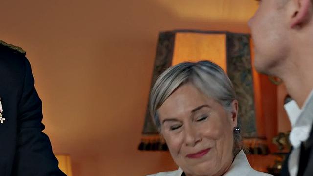 смотри как накачанный трахает твинка без гондона