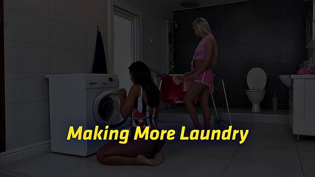 Blonde vs Brunette Piss Fight