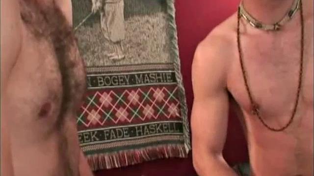 Взрослая жара: Джейми, Блейк и Р.Т. устраивают страстную развратную вечеринку