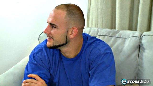 Stacie King: Mom has three-way