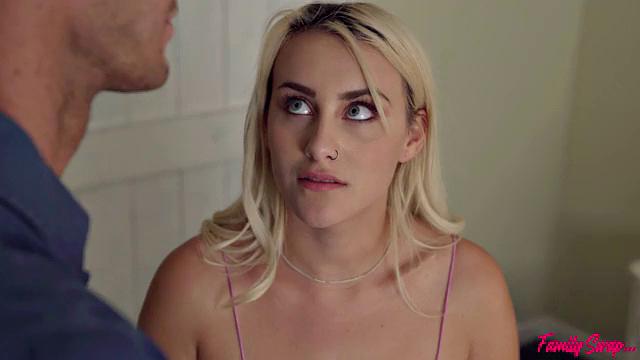 Swap Mom Keeps Touching My - S2:E10