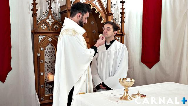 Три волосатых мужика, игрушки в деле и никакой молитвы