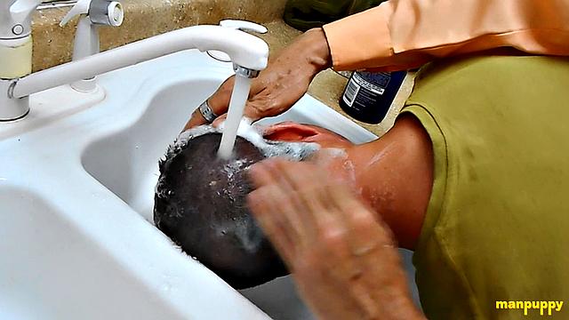 Step-Son Gets Sexy Hair Washing - Jeff Drizzle, Richard Lennox