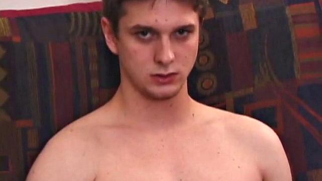 Self-sucking Jamie Jerks Off